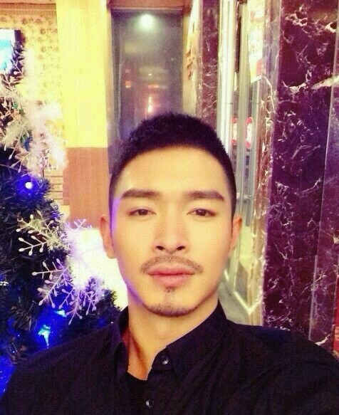 張工天下的第一张照片--九龙认干亲服务网