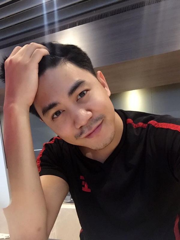 李的第一张照片--九龙认干亲服务网