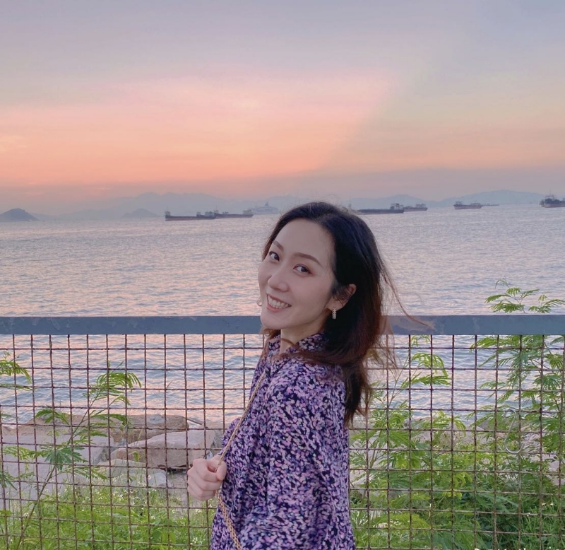 李雯雪的第二张照片--九龙认干亲服务网