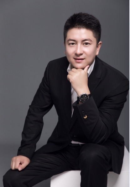 陈先生的第一张照片--九龙认干亲服务网