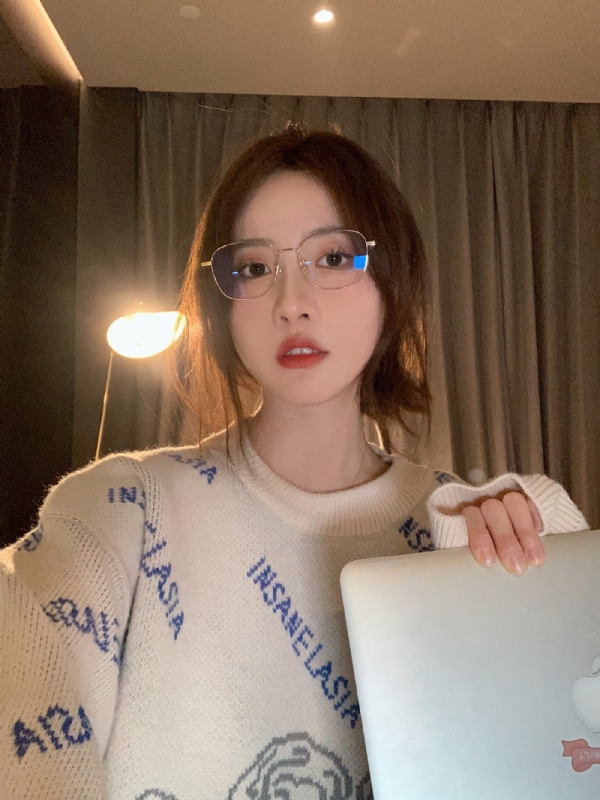 小曦的第一张照片--九龙认干亲服务网