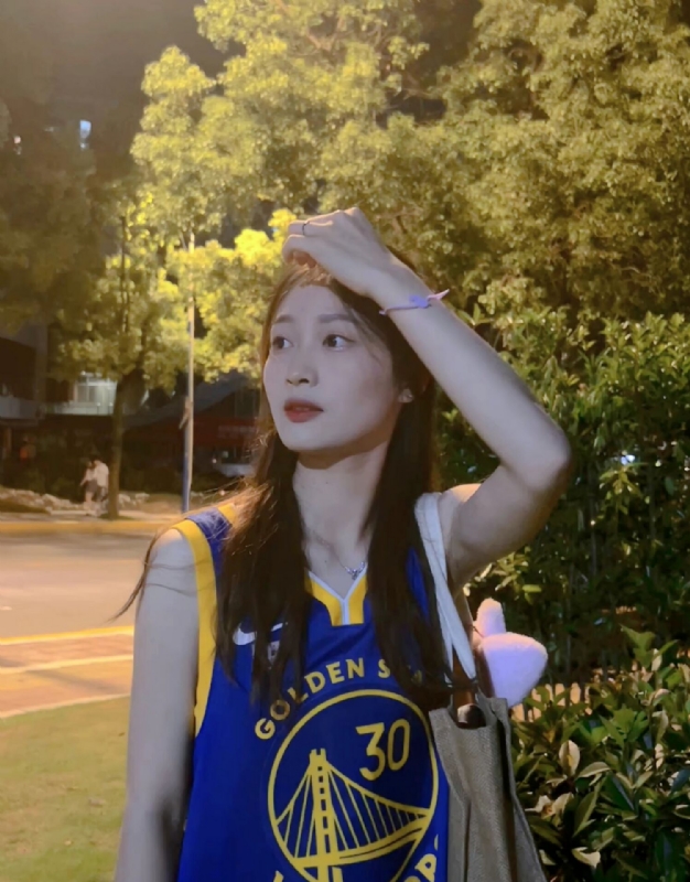 小趴菜的第三张照片--九龙认干亲服务网