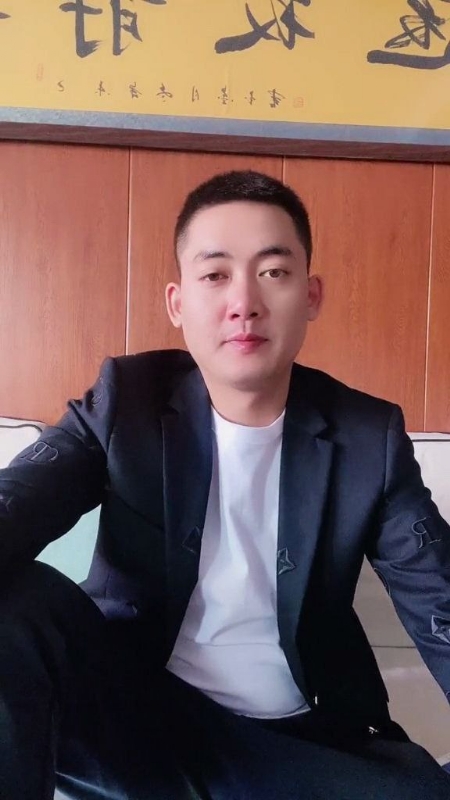 李泽胜的第一张照片--九龙认干亲服务网